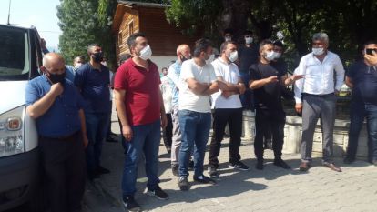 ÇEVRE İLLERDEN GELEN PAZAR ESNAFI BOLU'DA  BASIN AÇIKLAMASI YAPTI
