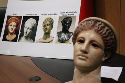 50 YILLIK HEYKELİN ARTEMİS OLDUĞU ANLAŞILDI