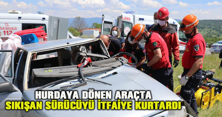 2 otomobilin karıştığı trafik kazasında 2 kişi yaralandı.