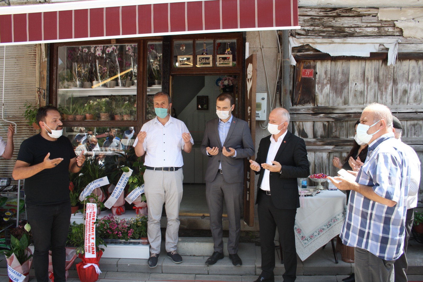 KAYMAKAM ÇEVİK ÇİÇEK EVİ AÇILIŞINA KATILDI