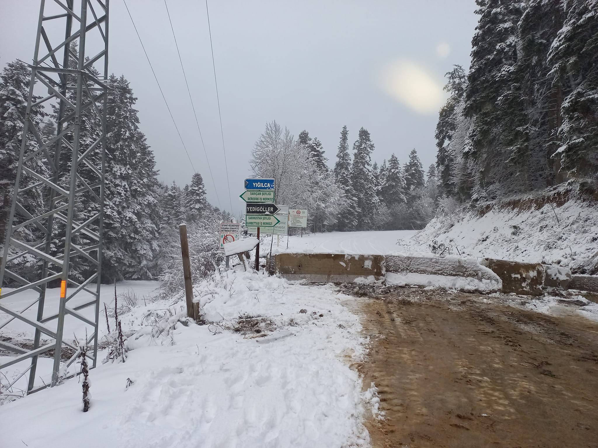 Yedigöller yolu kapatıldı