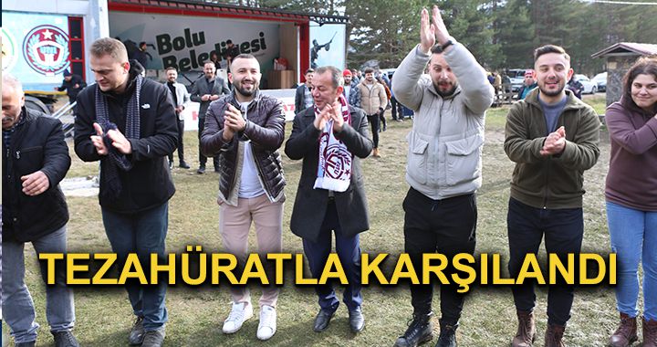 Hamsi festivalinde horon tepti...