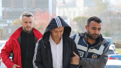 HIRSIZLIK İÇİN GİRDİĞİ EVLERDE KONAKLAYAN ŞÜPHELİ YAKALANDI 