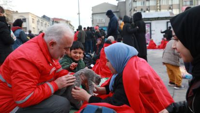TÜRK KIZILAY'I DÜZCE'DE VATANDAŞLARA YARDIM ELİNİ UZATTI 