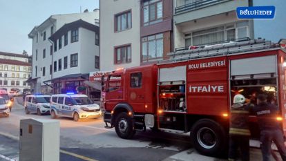 BOLU'DA YANGIN ÇIKAN APARTMANDA MAHSUR KALAN 6 KİŞİ KURTARILDI