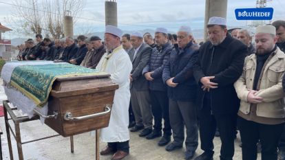 TEDAVİ SÜRECİNDE 5 AY HASTANE OTOPARKINDA YAŞAYAN BABA OĞLUNU KAYBETTİ