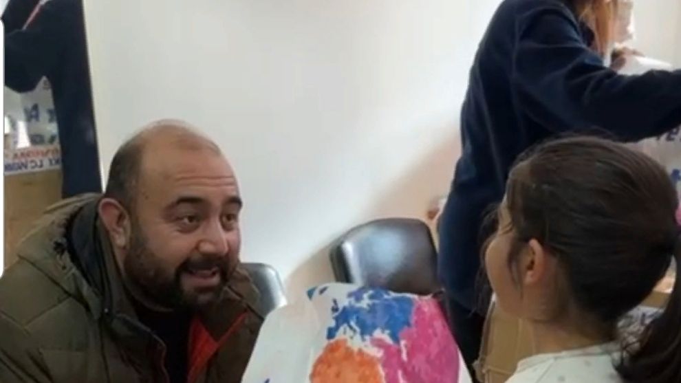 ANKARALI HAYIRSEVERLERDEN YENİÇAĞA'DAKİ ÖĞRENCİLERE YARDIM