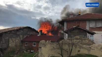 GÖYNÜK'TE AHŞAP EV YANDI 