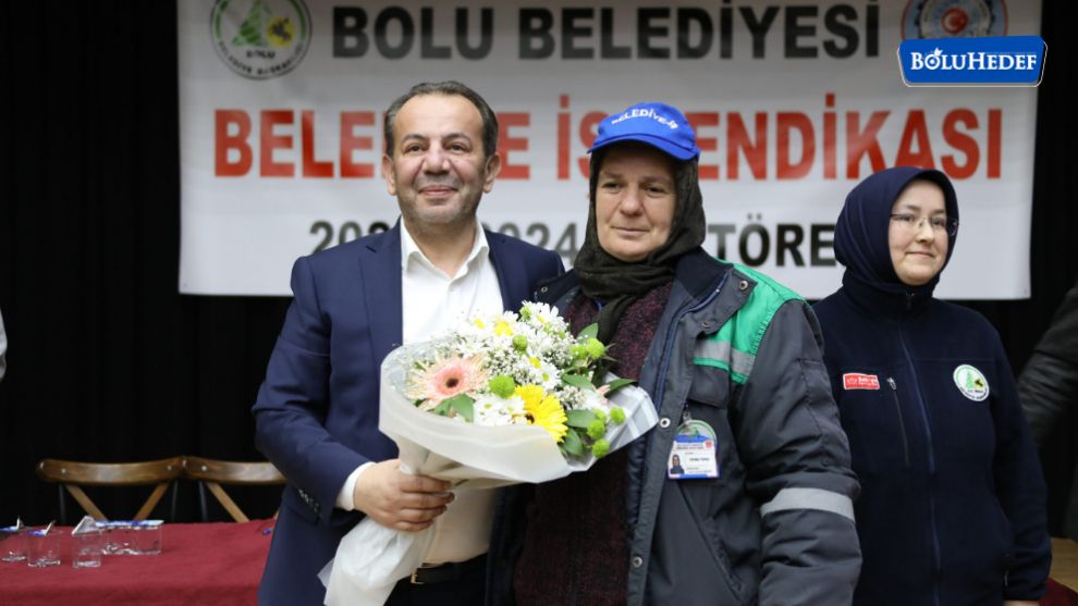 BELEDİYE İŞÇİLERİNİN TOPLU İŞ SÖZLEŞMELERİ İMZALANDI