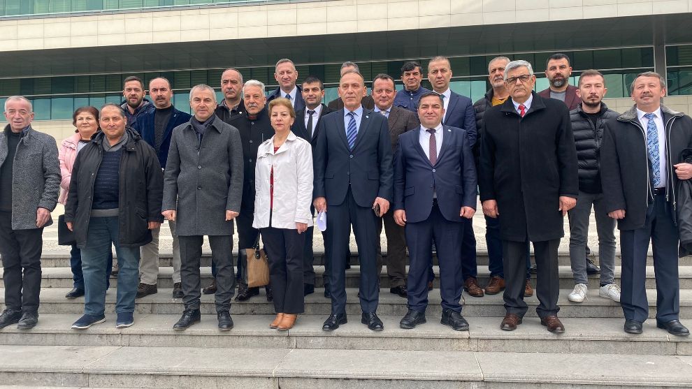 İYİ PARTİLİ BURHAN AKTAŞ MAZBATASINI ALDI