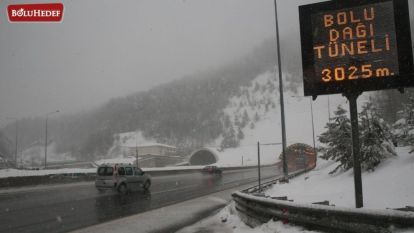 BOLU DAĞI'NDA YOĞUN KAR YAĞIŞI