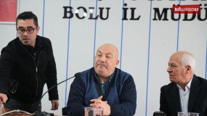 İKLİM DEĞİŞİKLİĞİ VE ARI ÖLÜMLERİNE YÖNELİK TOPLANTI YAPILDI