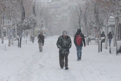 BOLU BEYAZA BÜRÜNDÜ