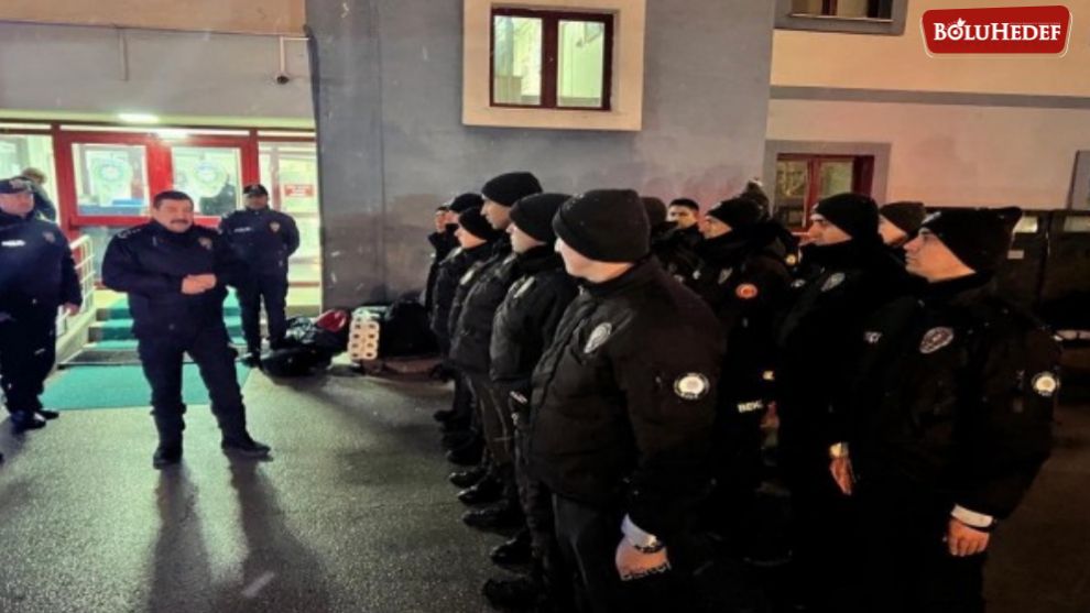 BOLU'NUN BEKÇİLERİ  ASAYİŞİ SAĞLAMAK ÜZERE DEPREM BÖLGESİNDE