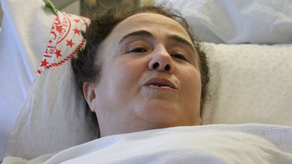 PERDEDEN AKAN SULARI EMEREK HAYATTA KALDI