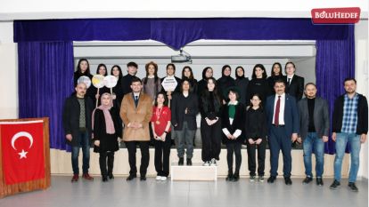 BAŞARILI ENGELLİ KİŞİLERİN HAYATINI TİYATROYLA ANLATTILAR 