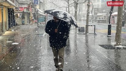 BOLU'DA KAR YAĞIŞI ETKİLİ OLUYOR