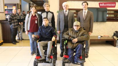 DEPREMZEDE MİLLİ ATLETLERE AKÜLÜ SANDALYE VERİLDİ