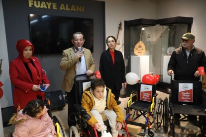 BOLU BELEDİYESİ'NDEN  25 ENGELLİ BİREYE BAYRAM HEDİYESİ