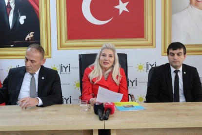 MİNE EBRU ŞENTÜRK İYİ PARTİ'DEN ADAY ADAYI