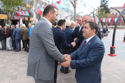 “14 MAYIS AKŞAMINDA DEMOKRASİ BAYRAMI YAŞAYACAĞIZ”