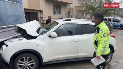 KENDİSİNİ OTOMOBİLE KİLİTLEDİ
