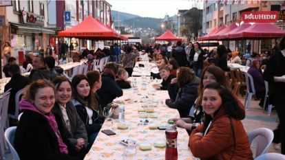MENGEN'DE 1500 KİŞİYE İFTAR VERİLDİ