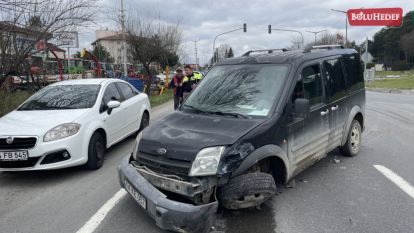 TİCARİ ARAÇLARIN ÇARPIŞTIĞI KAZADA 1 KİŞİ YARALANDI