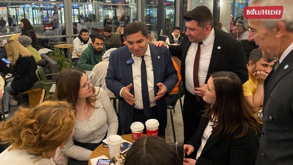 AHMET ÖRNEKBAŞ GENÇLERE SÖZ VERDİ