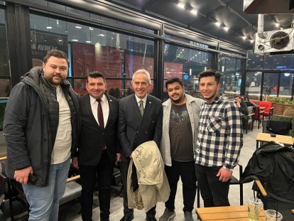 AHMET ÖRNEKBAŞ GENÇLERLE BULUŞTU