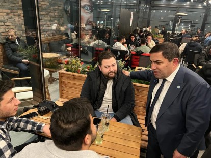 AHMET ÖRNEKBAŞ GENÇLERLE BULUŞTU