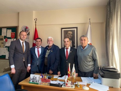 AKGÜL MUHTARLARLA İFTARDA BULUŞTU