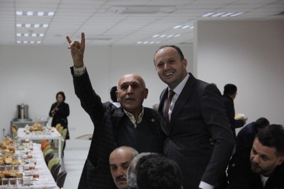 AKGÜL MUHTARLARLA İFTARDA BULUŞTU