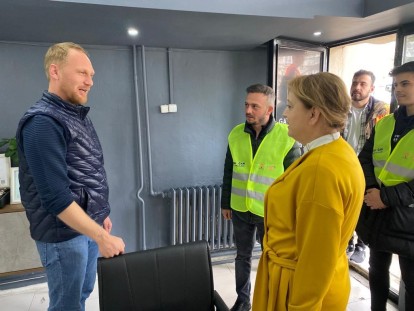 ARZU AYDIN HER KULVARDA EMEK VERİYOR!