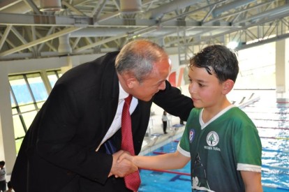 “GENÇLERİMİZE GÜVENİYORUZ”
