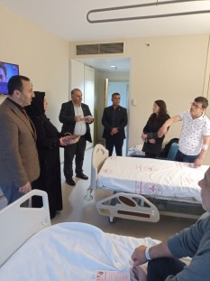 SADETTİN BASKIN SAĞLIK ÇALIŞANLARI VE HASTALARI ZİYARET ETTİ