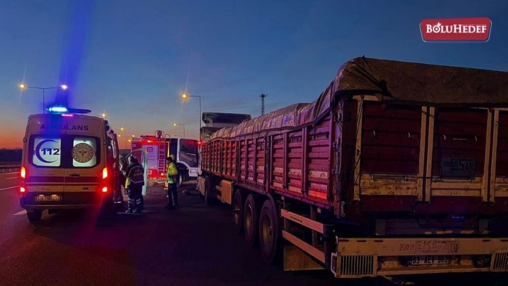 SEYİR HALİNDEYKEN YANAN TIR SÖNDÜRÜLDÜ
