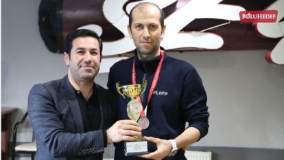BİLARDOCULAR İZZET BABAYI UNUTMADI