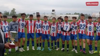 KIBRISCIKSPOR U-15'TE NAMAĞLUP ŞAMPİYON OLDU 