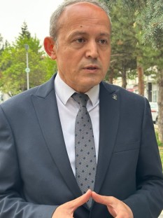 “BİZ NEFRET SİYASETİ İLE DEĞİL İCRAATLARIMIZLA VARIZ”