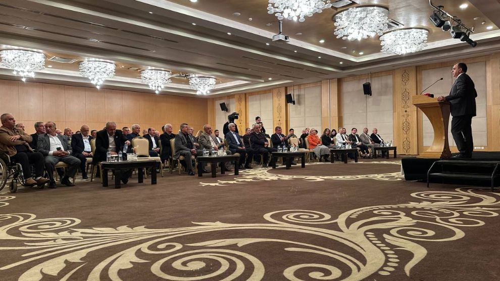 “BOLU İÇİN TAŞ ÜSTÜNE TAŞ KOYANIN YANINDA OLACAĞIM”
