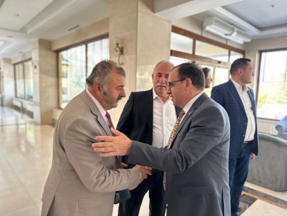 “BOLU İÇİN TAŞ ÜSTÜNE TAŞ KOYANIN YANINDA OLACAĞIM”