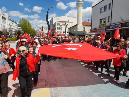 BOLU'DA 1 MAYIS COŞKUSU