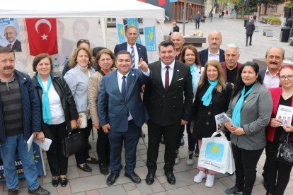 İYİ PARTİLİ ADAYLAR BOLU'YU KARIŞ KARIŞ GEZİYOR