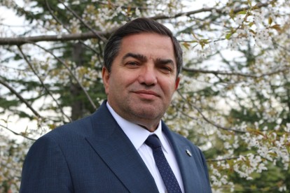“MECLİSTE 7,5 MİLYON ESNAFIN SESİ OLACAĞIM”