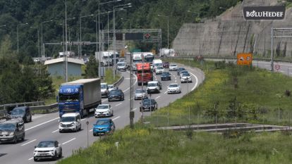 ANADOLU OTOYOLU'NUN BOLU GEÇİŞİNDE BAYRAM TRAFİĞİ BAŞLADI