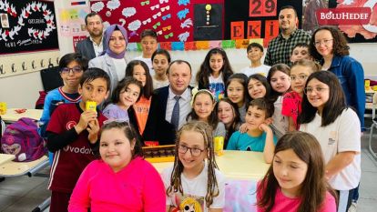 MHP BOLU MİLLETVEKİLİ İSMAİL AKGÜL MİNİKLERLE BİR ARAYA GELDİ