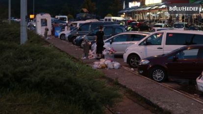 TATİLCİLER GEÇTİKLERİ YOLLARA ÇÖPLERİNİ  BIRAKTI