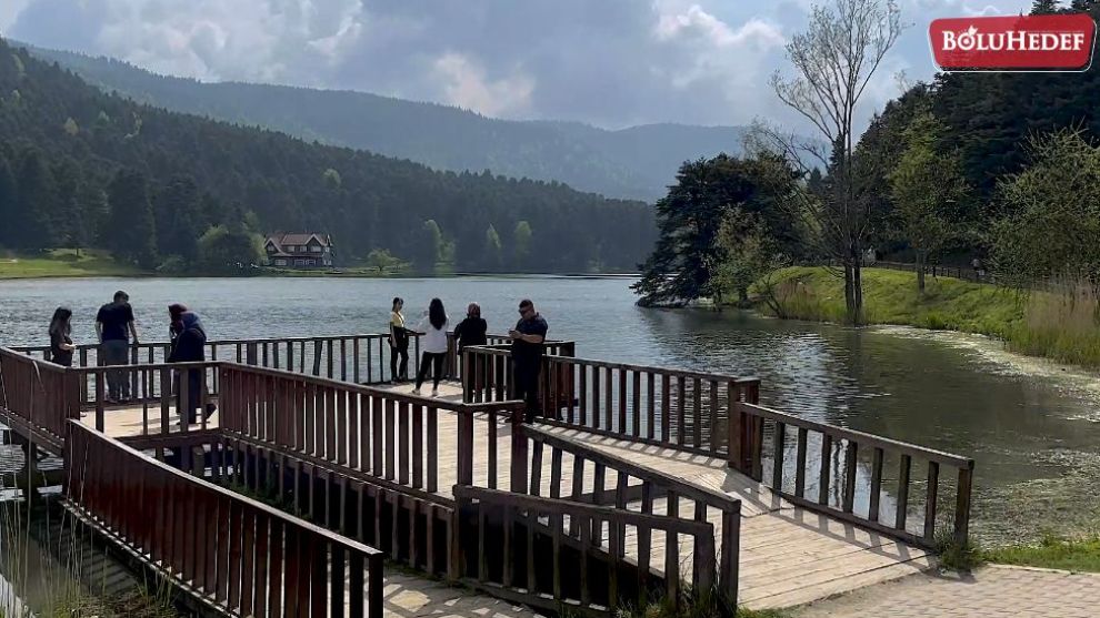BOLU YAZ AYLARINDA ZİYARETÇİLERİNİ MAVİ VE YEŞİLİN AHENGİYLE AĞIRLIYOR