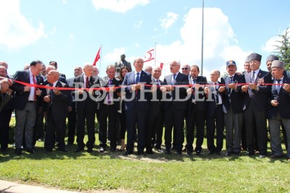 RAUF DENKTAŞ HEYKELİ BOLU'DA TÖRENLE AÇILDI